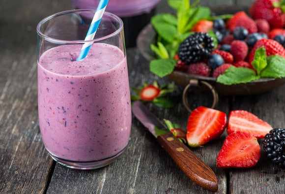 Cacao, Mixed Berry and Maca Smoothie